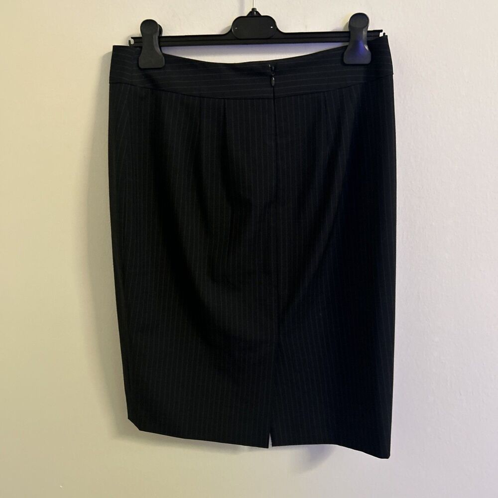 Ann Taylor Size 8 Navy Pinstripe Pencil Skirt Knee Length Work Office - Picture 5 of 13